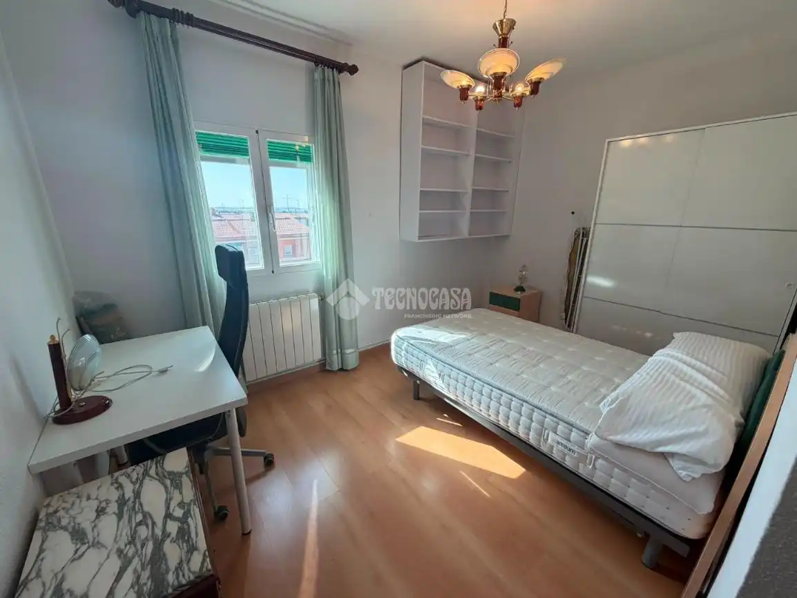 Schlafzimmer von Wohnung zur Miete in Getafe mit Klimaanlage, Heizung und Möbliert