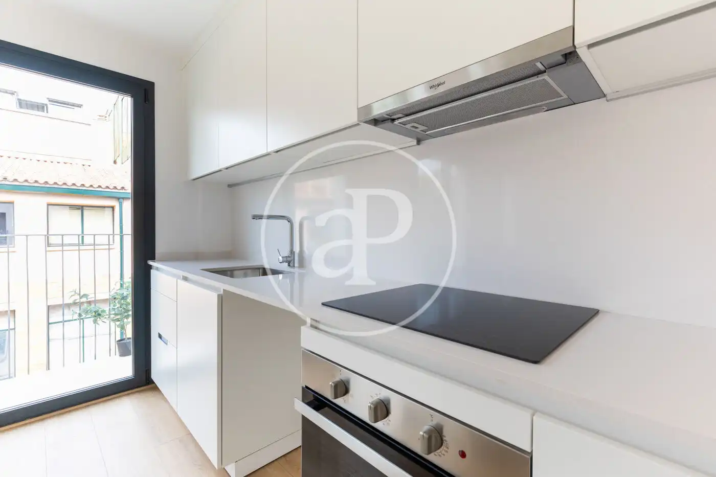 Kitchen of Flat for sale in Sant Cugat del Vallès  with Air Conditioner, Heating and Storage room