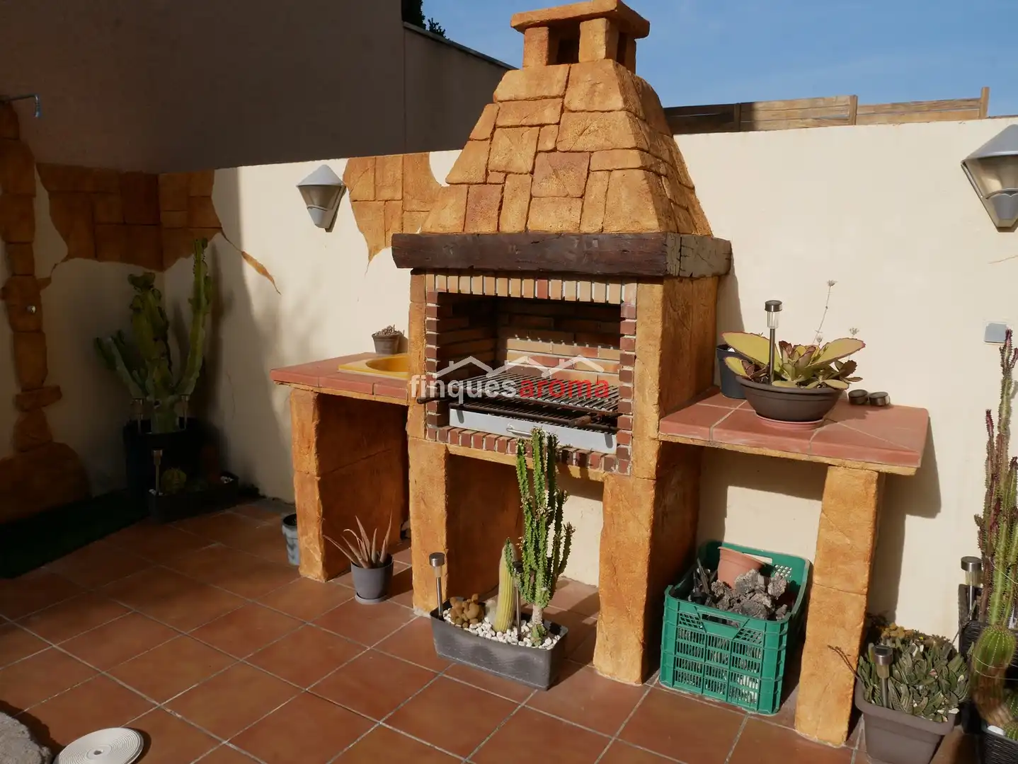 Terraza de Casa adosada en venta en Valls con Aire acondicionado, Calefacción y Jardín privado