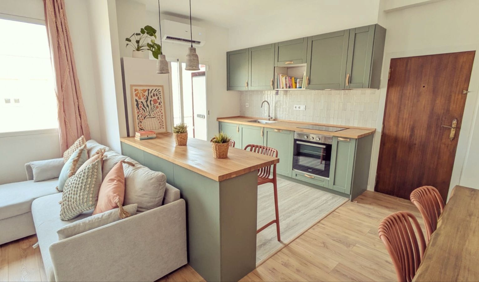 Cuina de Apartament de lloguer en  Valencia Capital amb Aire condicionat, Calefacció i Parquet