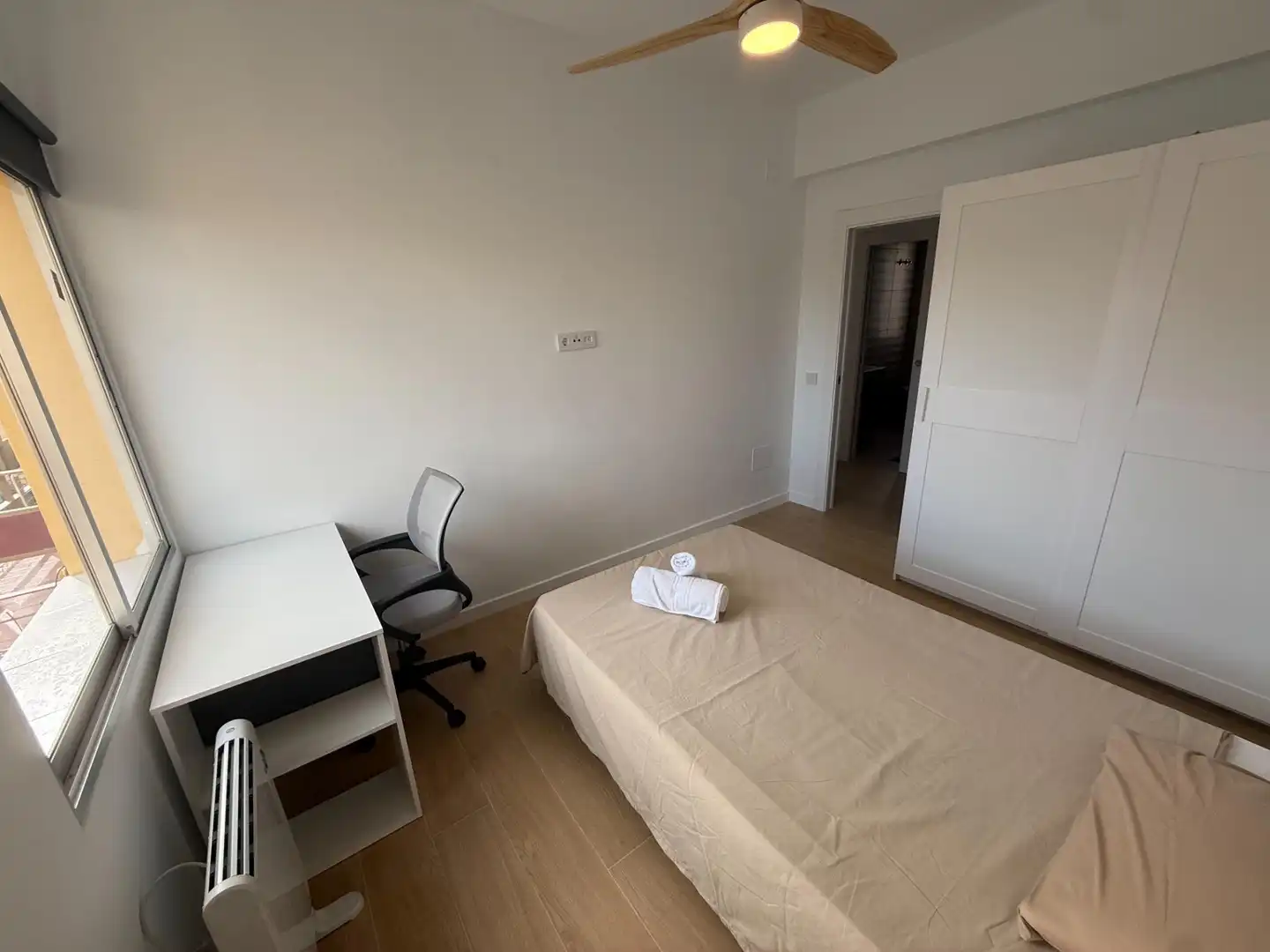 Room in Calle JUAN FERNANDEZ SURIA, 1, Los Castillejos - La Trinidad