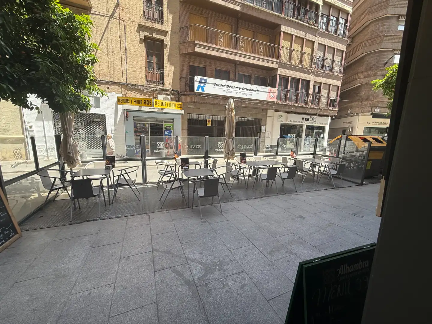 Terraza de Local en traspaso en Granada con Aire acondicionado, Parquet y Terraza