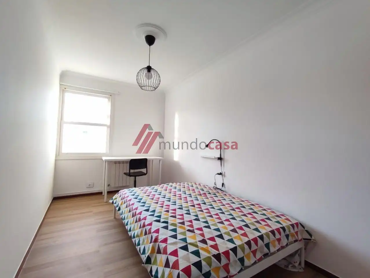 Habitación de Piso de alquiler en Ferrol con Calefacción y Amueblado