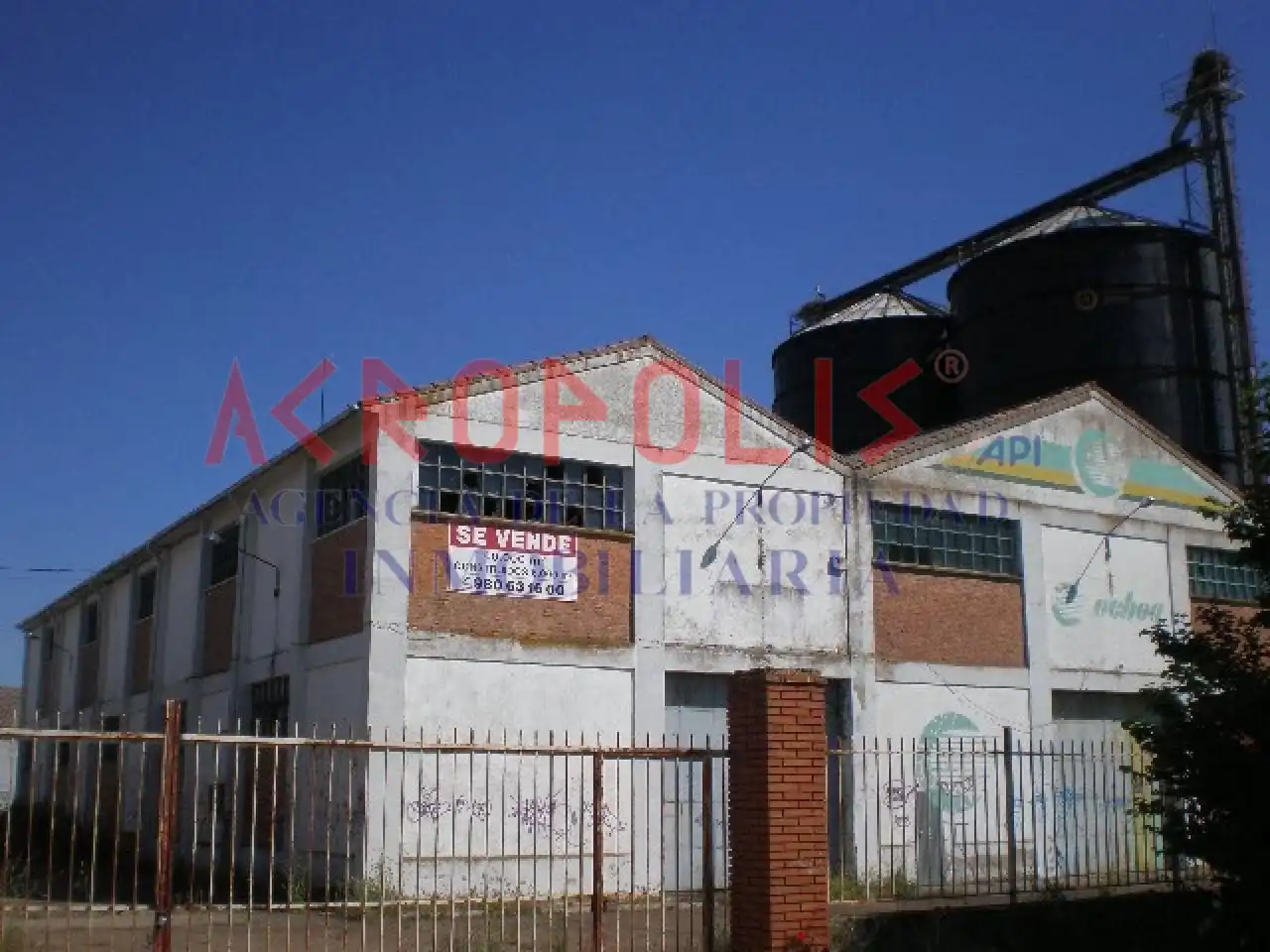 Business premises for sale in Calle Leon 49600, imagen 2