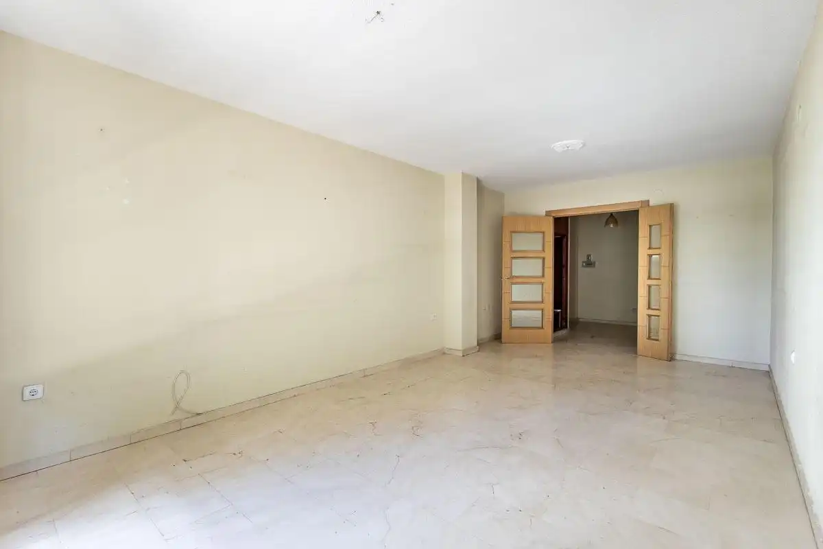 Flat for sale in Calle Bajo de Huétor, 19, Cervantes