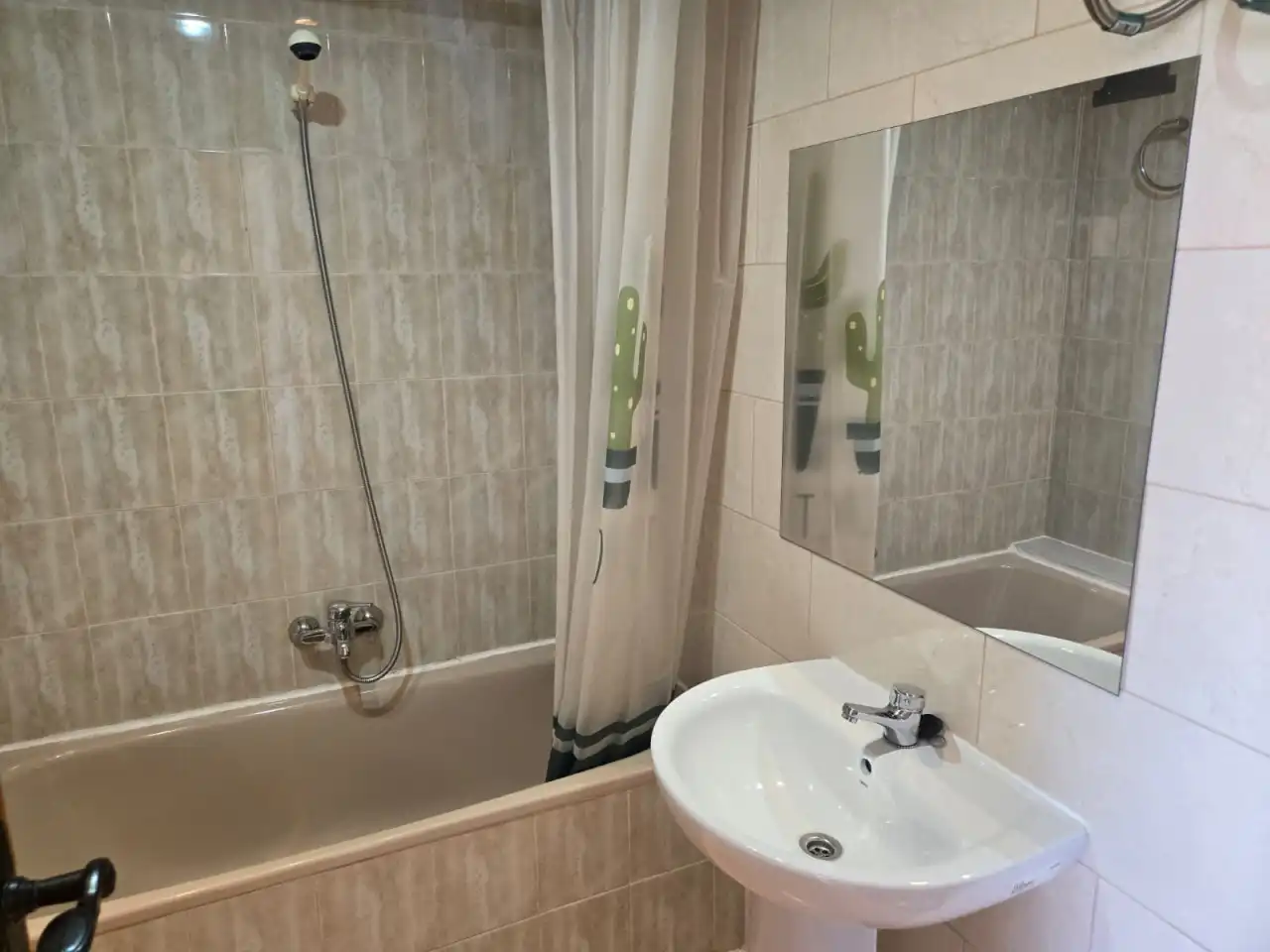 Baño de Estudio en venta en Torrevieja con Aire acondicionado, Calefacción y Terraza
