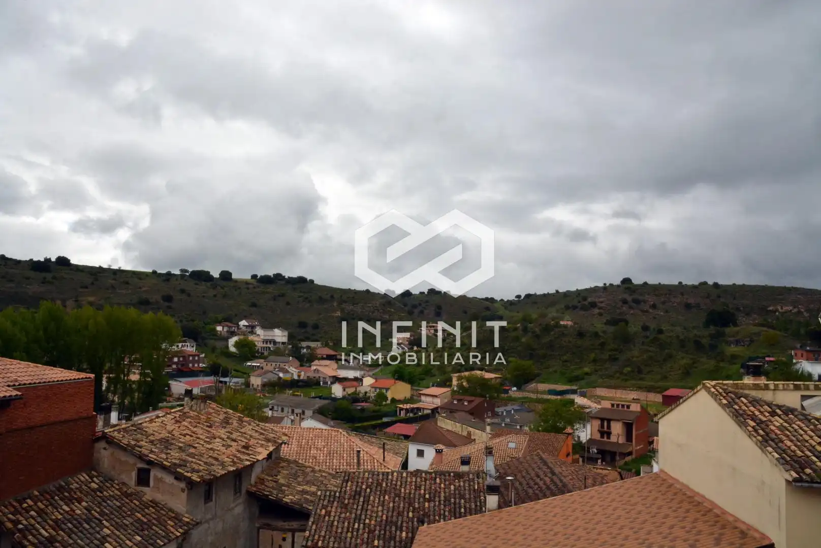 Houses for sale in Peñalver  with Private garden and Balcony