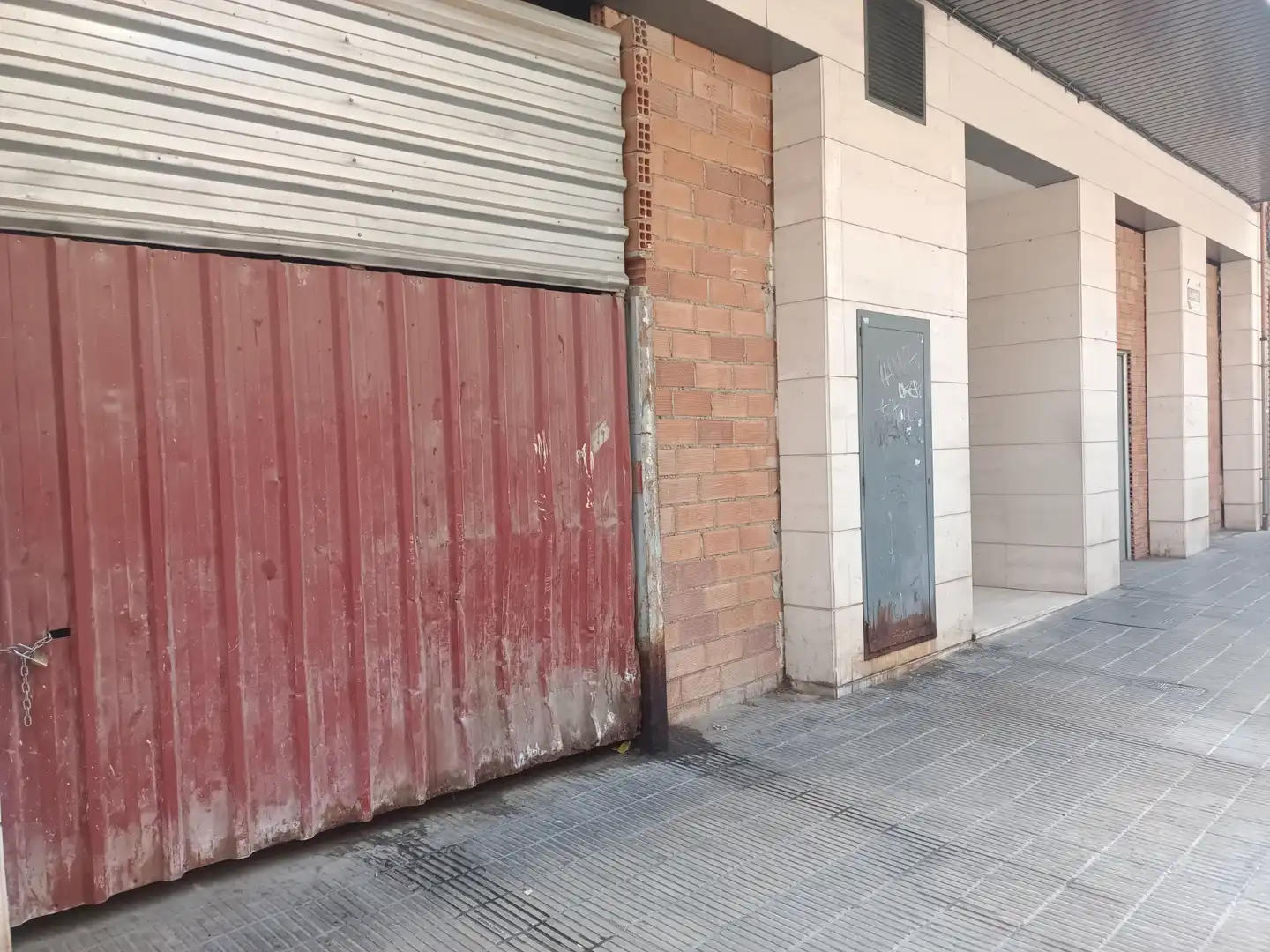 Aparcament de Local en venda en Lleida