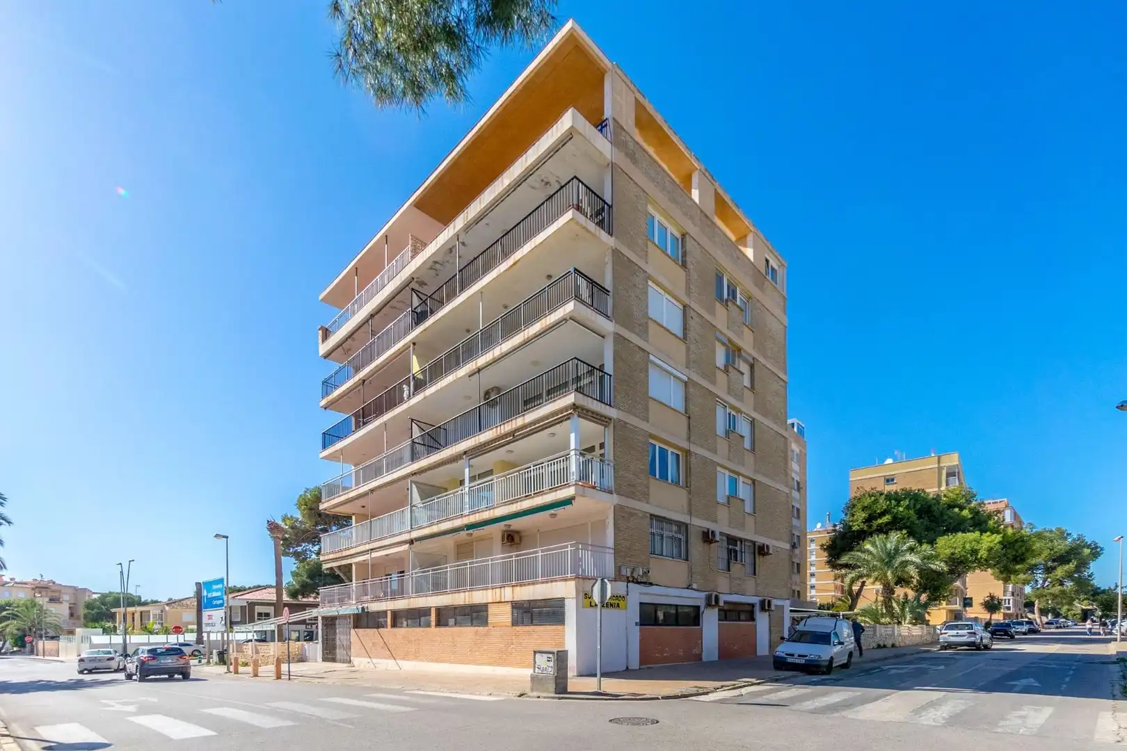 Apartament amb terrassa en venda a Avenida de las Palmeras, imagen 22