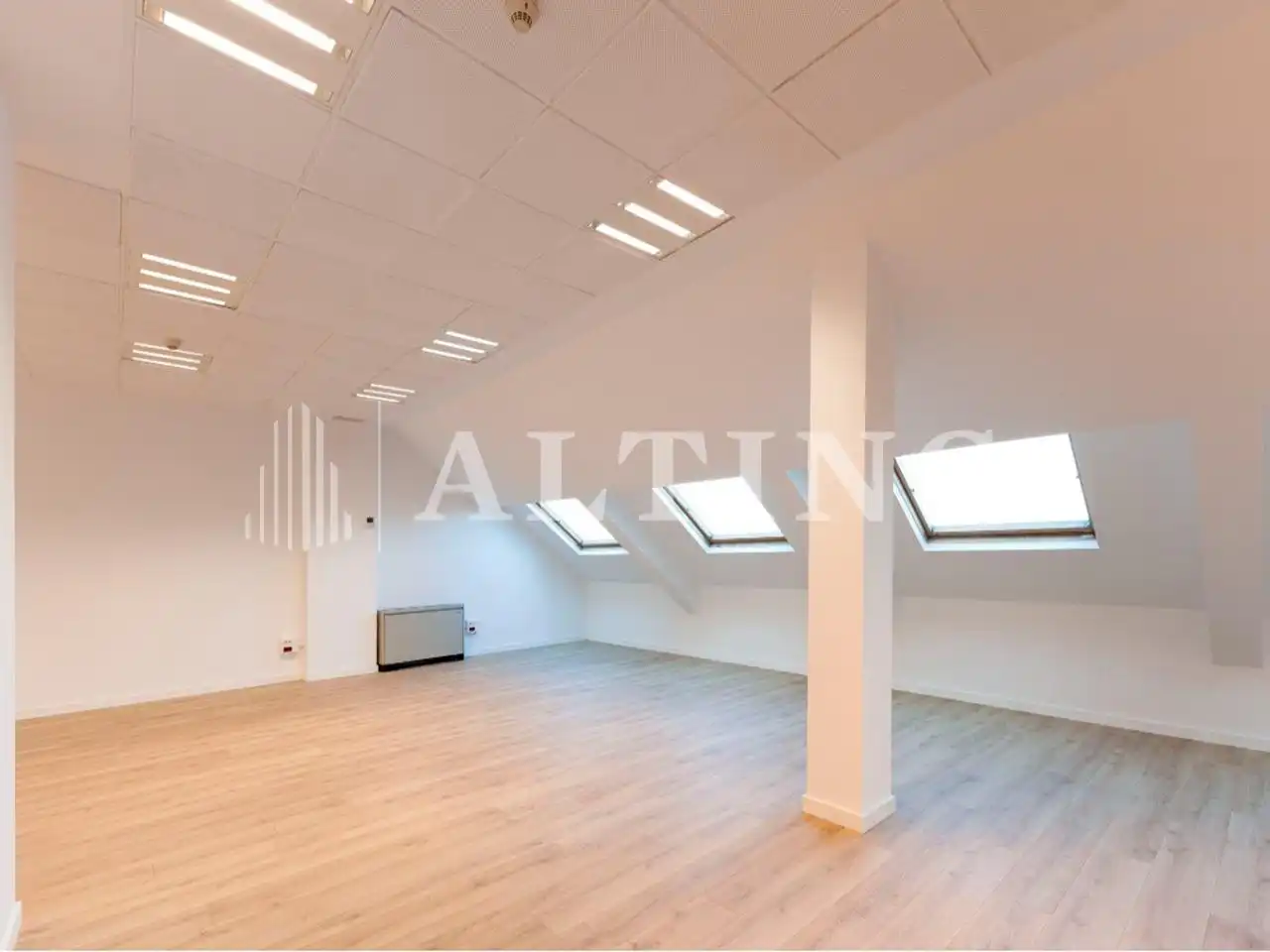 Office space with lift to rent in Carrer Aragó 182, imagen 11