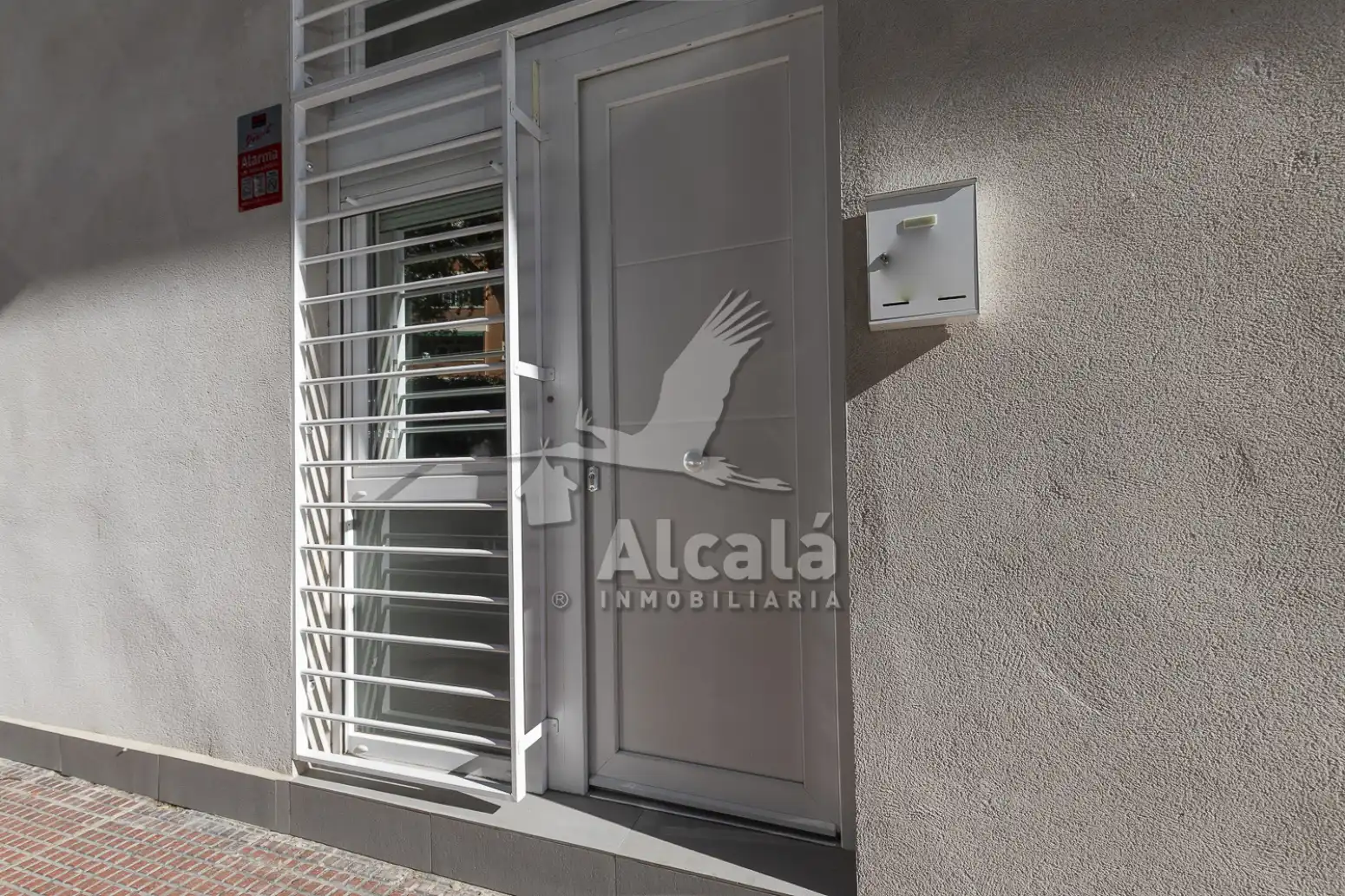 Balcony of Flat for sale in Caballería Española