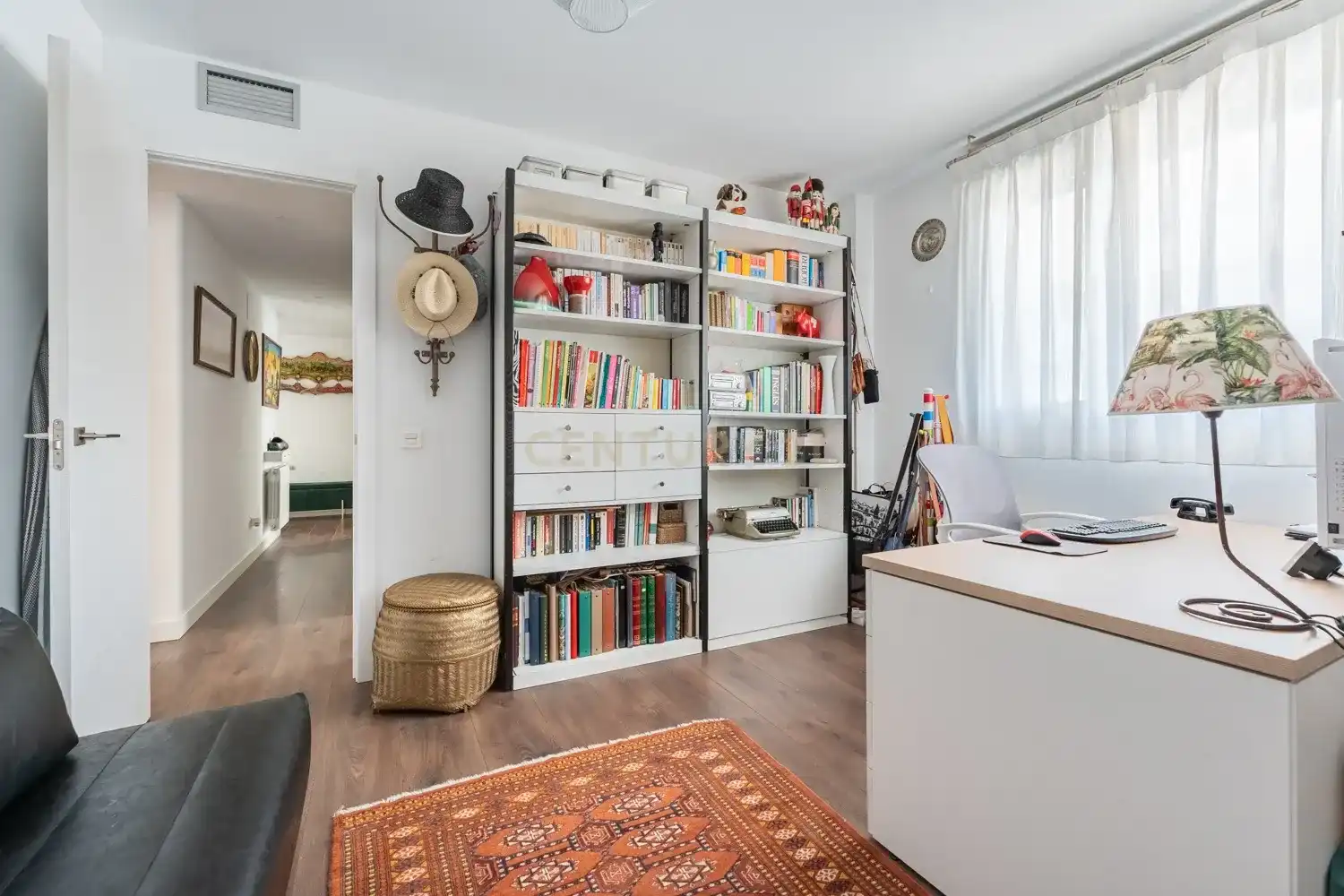 Sala de estar de Apartamento en venta en Alcalá de Henares con Aire acondicionado, Trastero y Piscina comunitaria