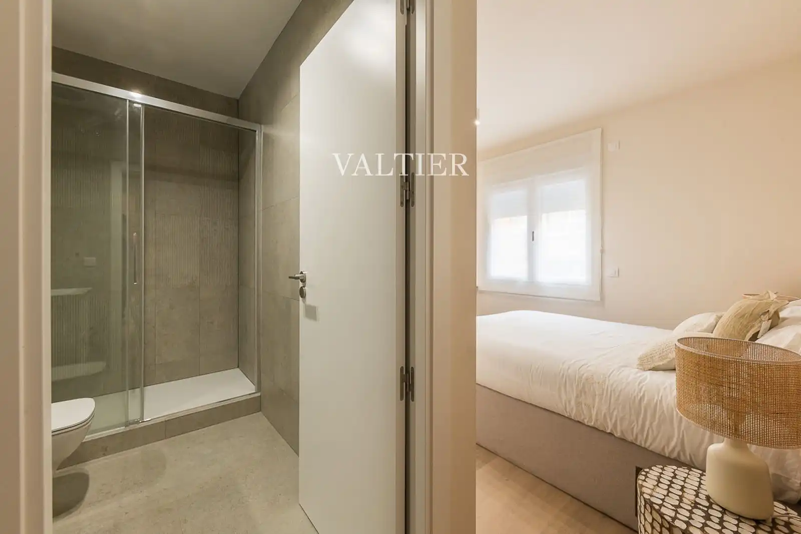Schlafzimmer von Wohnung zur Miete in Madrid mit Klimaanlage, Terrasse und Möbliert