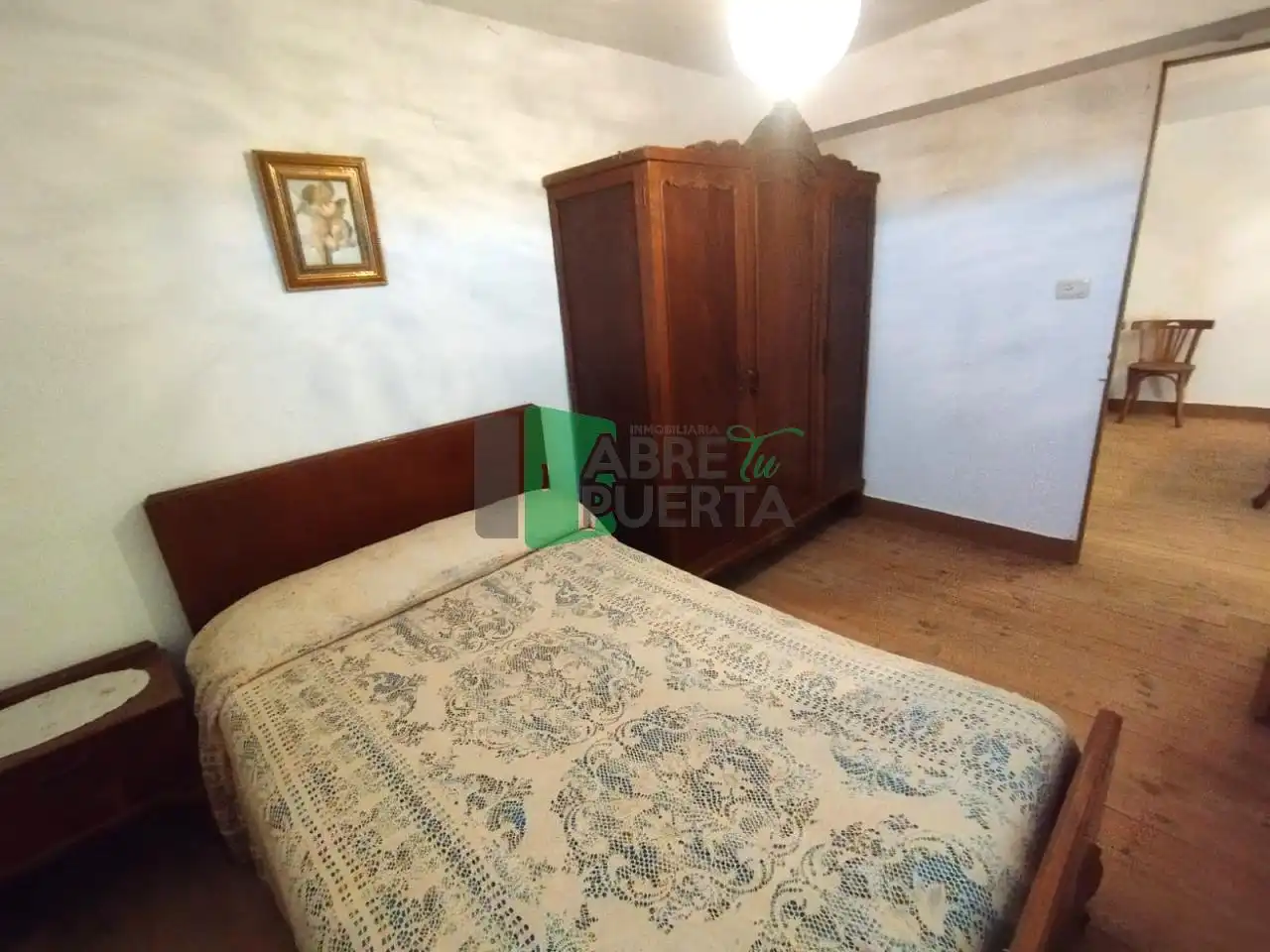 Dormitori de Casa o xalet en venda en Ourense Capital  amb Jardí privat i Terrassa