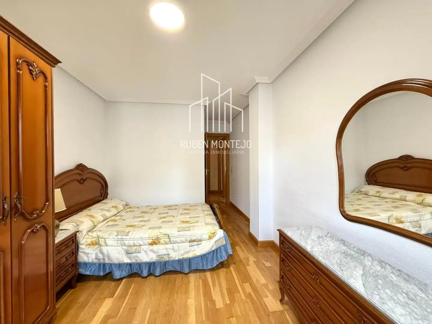 Bedroom of Flat for rent in Salamanca  with Heating, Terrace and Furnished