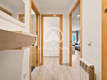 Flat for sale in Plaza de Pau Casals