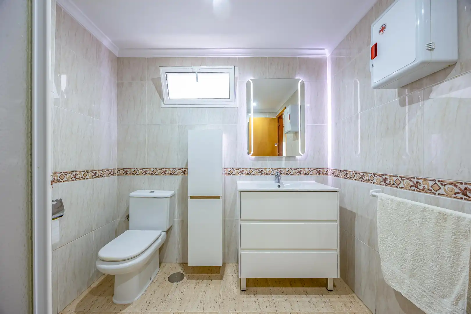 Baño de Piso en venta en Telde con Terraza