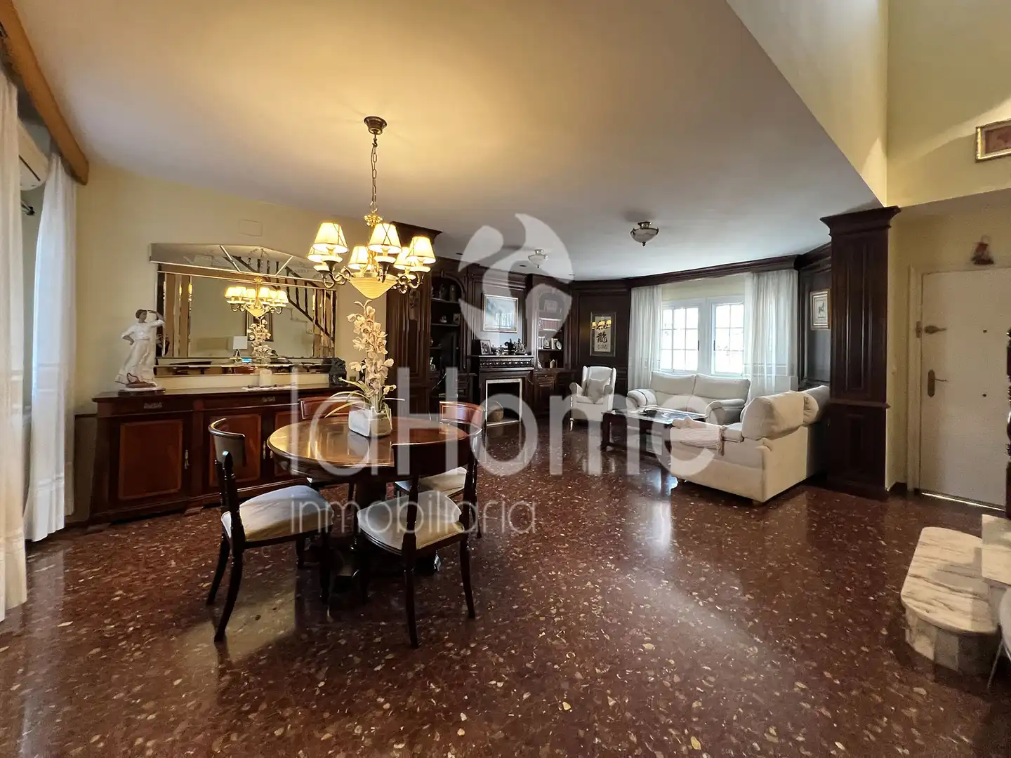 Sala de estar de Casa o chalet en venta en Paterna con Aire acondicionado, Calefacción y Jardín privado
