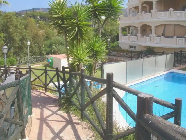 Piscina de Apartamento en venta en Marbella con Aire acondicionado, Calefacción y Terraza