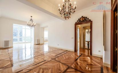 Dining room of Flat to rent in  Madrid Capital  with Terrace, Oven and Washing machine