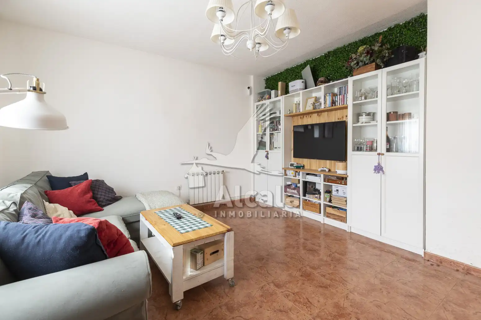 Sala de estar de Casa o chalet en venta en Torrejón del Rey con Calefacción y Piscina