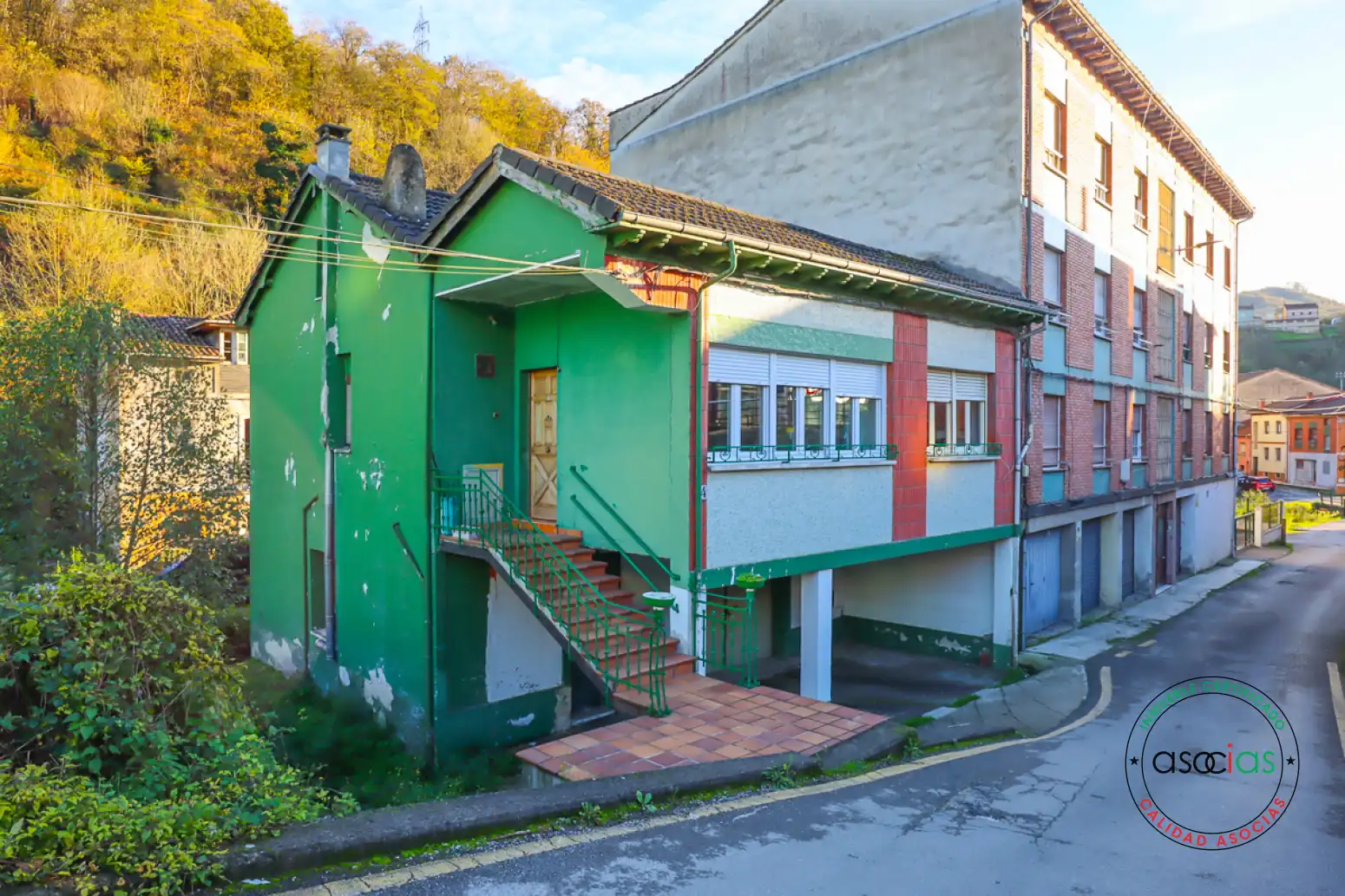 Vista exterior de Casa o chalet en venta en Langreo con Calefacción, Trastero y Amueblado