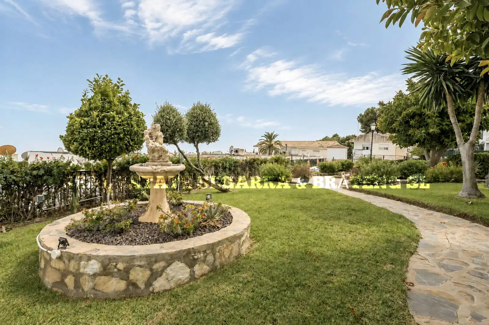 Casa bifamiliare con piscina in vendita a Avenida Juan Luis Peralta, imagen 25