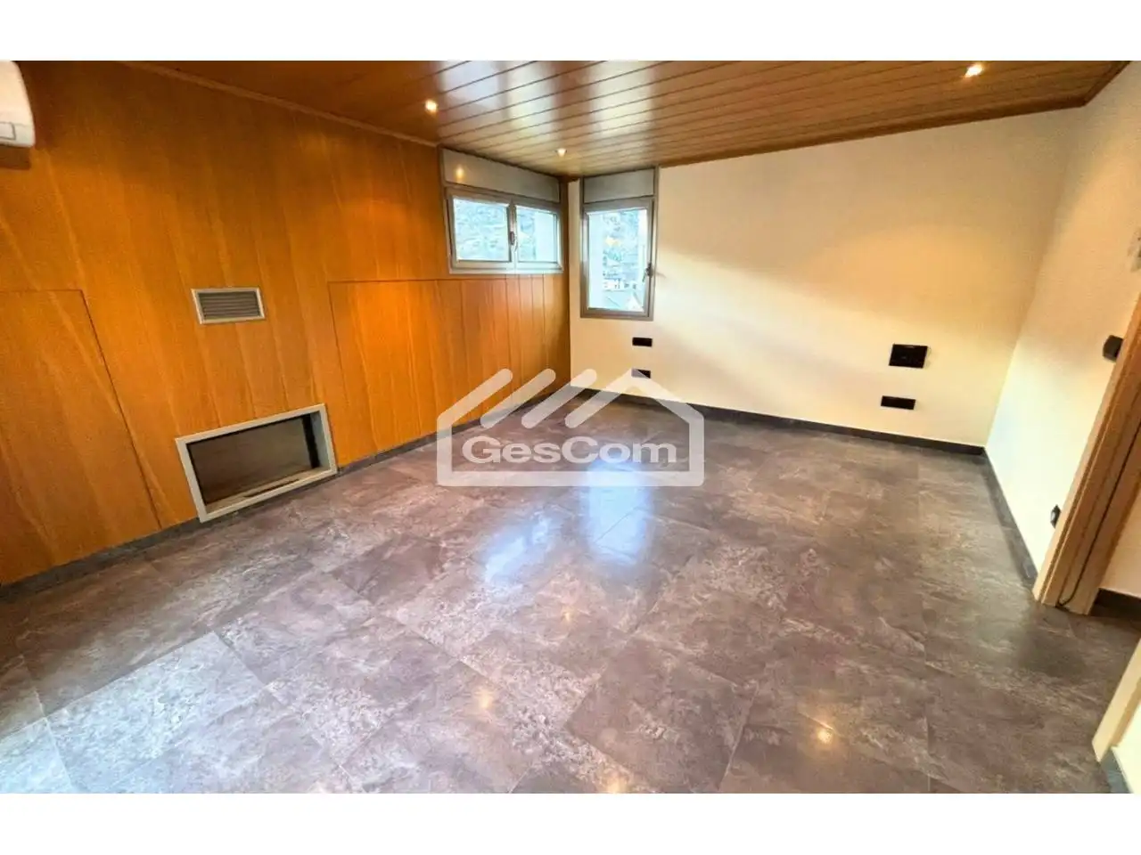 Ático en venta en Escaldes – Engordany con Aire acondicionado, Calefacción y Terraza