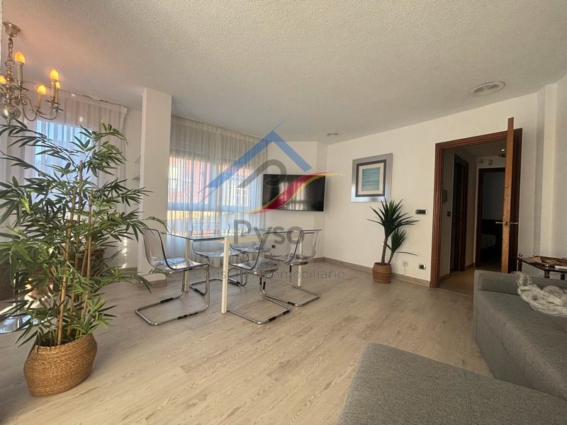 Flat to rent in Calle Miguel Artigas, Centro - Ayuntamiento