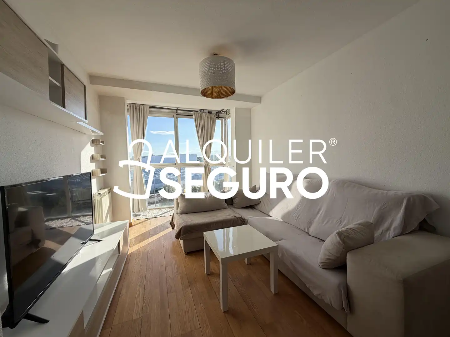Sala d'estar de Pis de lloguer en Madrid amb Aire condicionat, Calefacció i Piscina