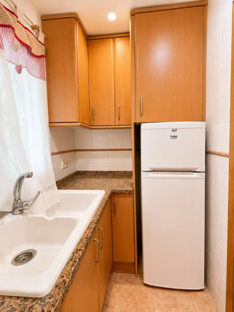 Cocina de Apartamento en venta en Santa Susanna con Terraza, Horno y Piscina comunitaria
