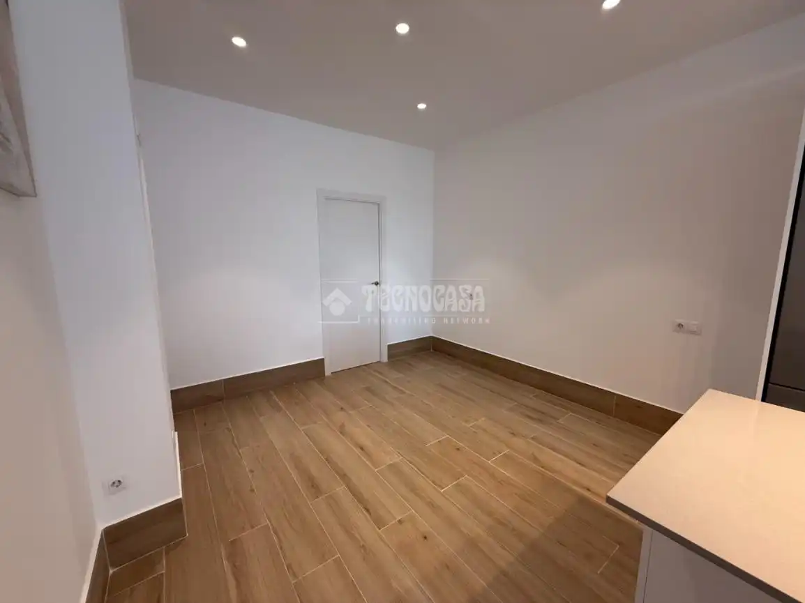 Study for sale in Madrid