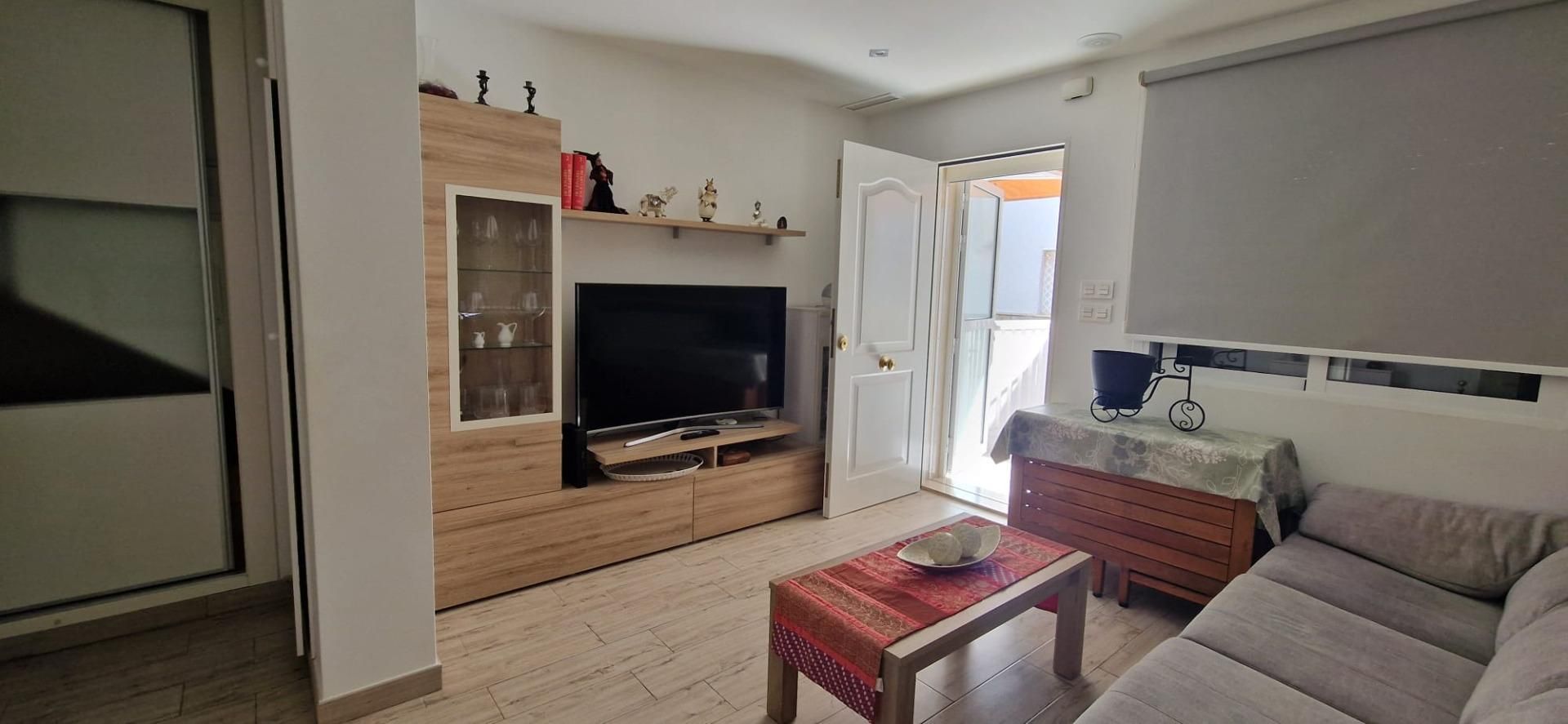 Sala d'estar de Planta baixa de lloguer en Beniel amb Terrassa i Balcó