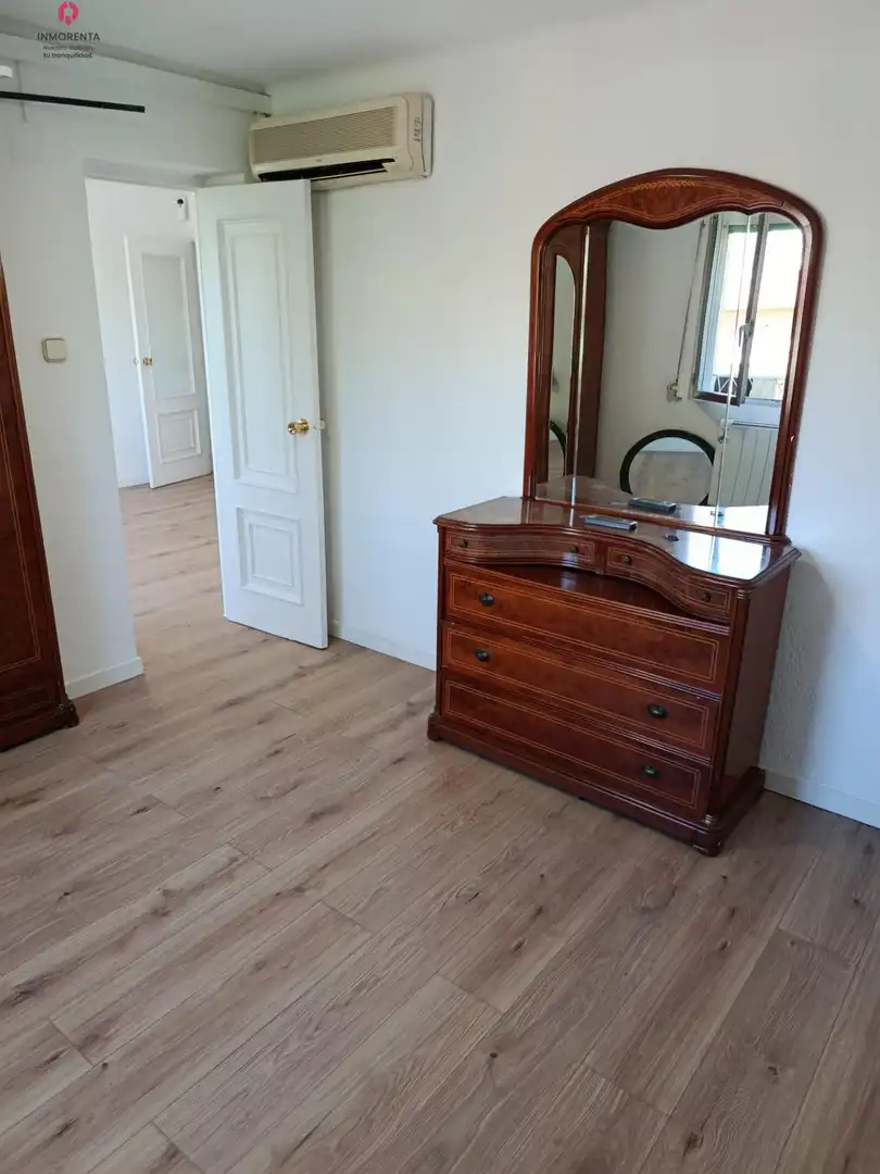 Schlafzimmer von Wohnung zur Miete in Madrid mit Klimaanlage und Heizung
