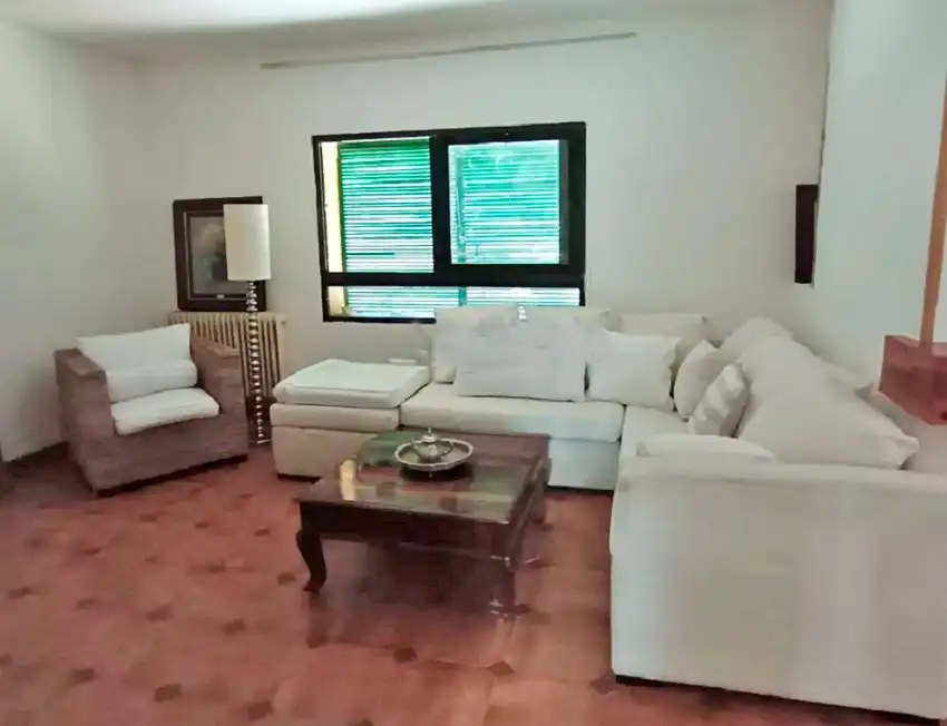 Wohnzimmer von Haus oder Chalet zum Verkauf in Navalagamella mit Heizung, Privatgarten und Parkett