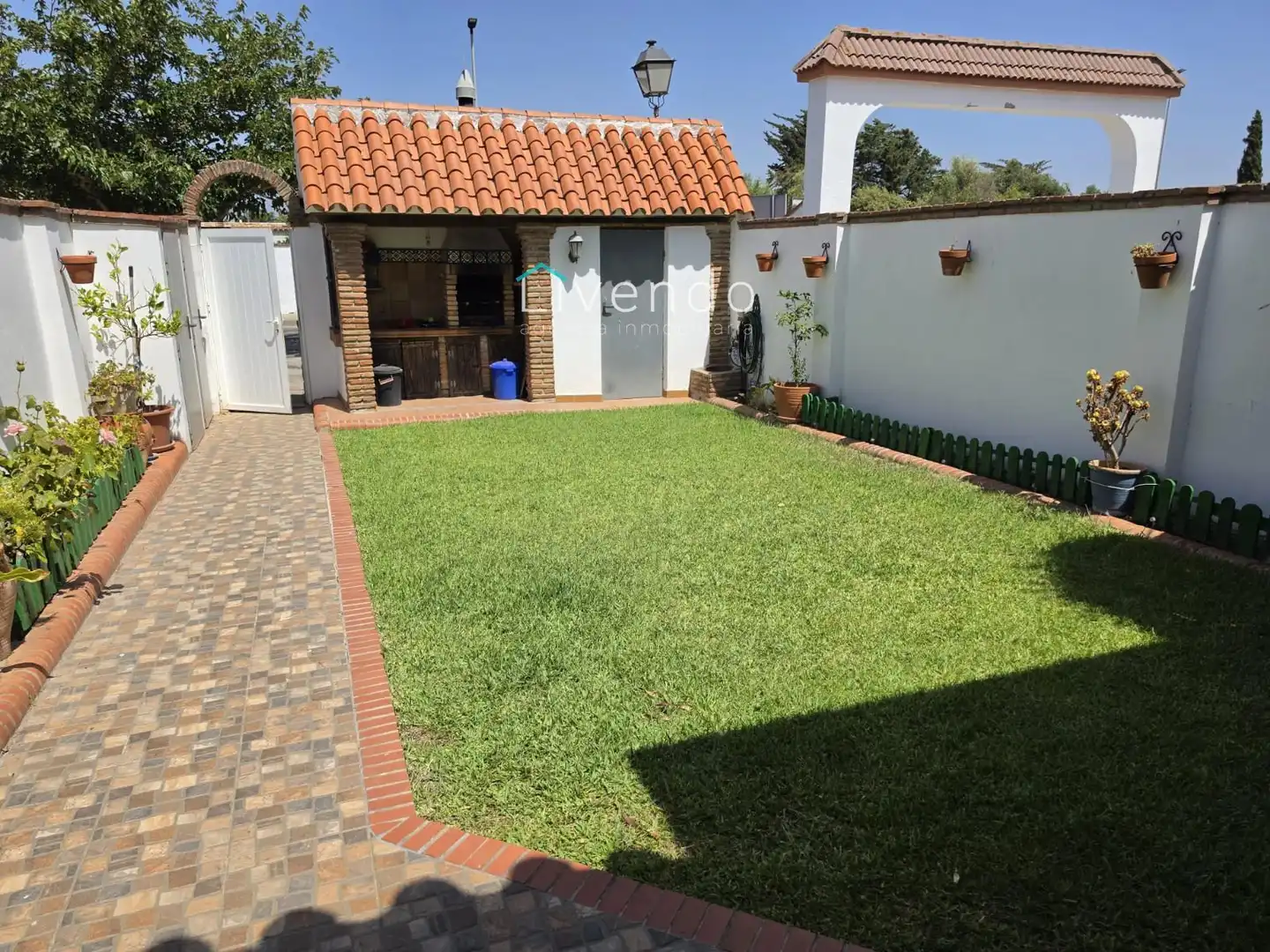 Jardí de Casa o xalet en venda en Chiclana de la Frontera amb Jardí privat, Piscina i Piscina comunitària