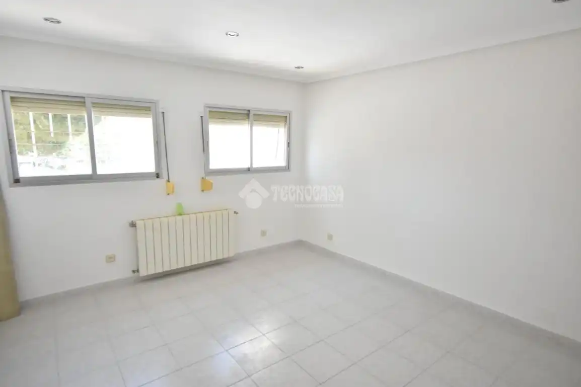 Habitación de Casa adosada en venta en Madrid con Calefacción