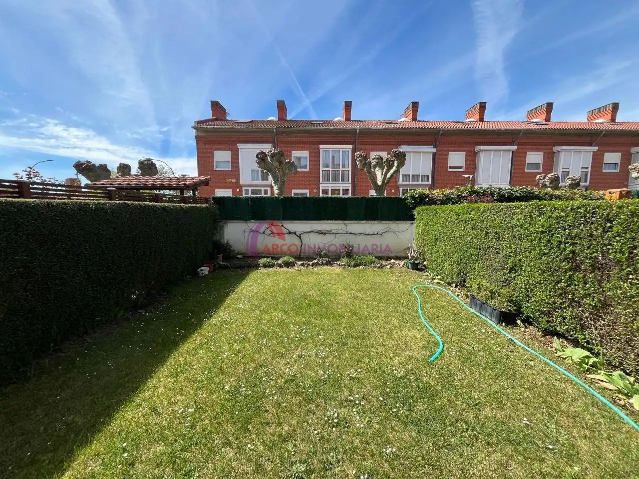 Garden of Detached homes for sale in Burgos  with Heating, Private garden and Parquet flooring