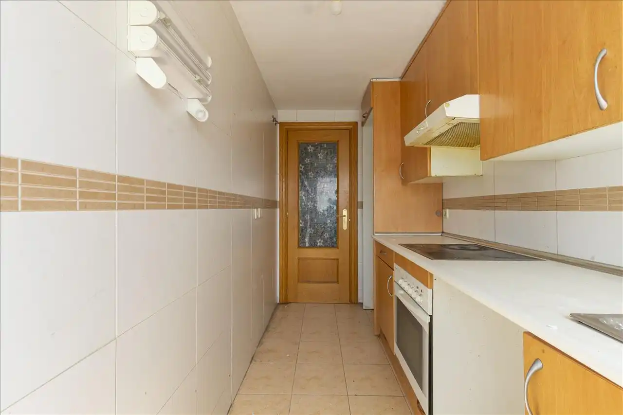 Kitchen of Flat for sale in Madrid