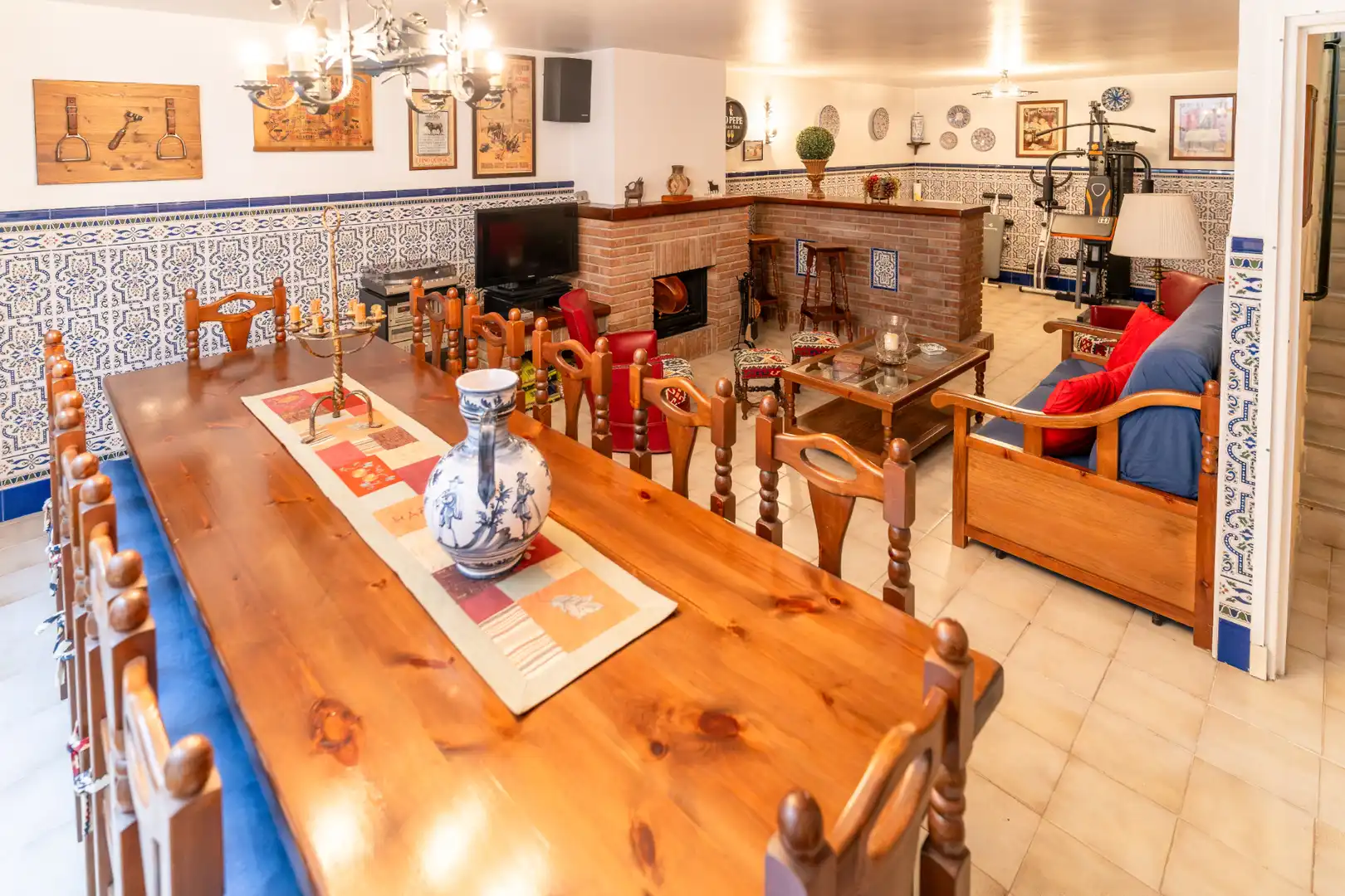 Detached homes for sale in Avenida de Movera, Movera