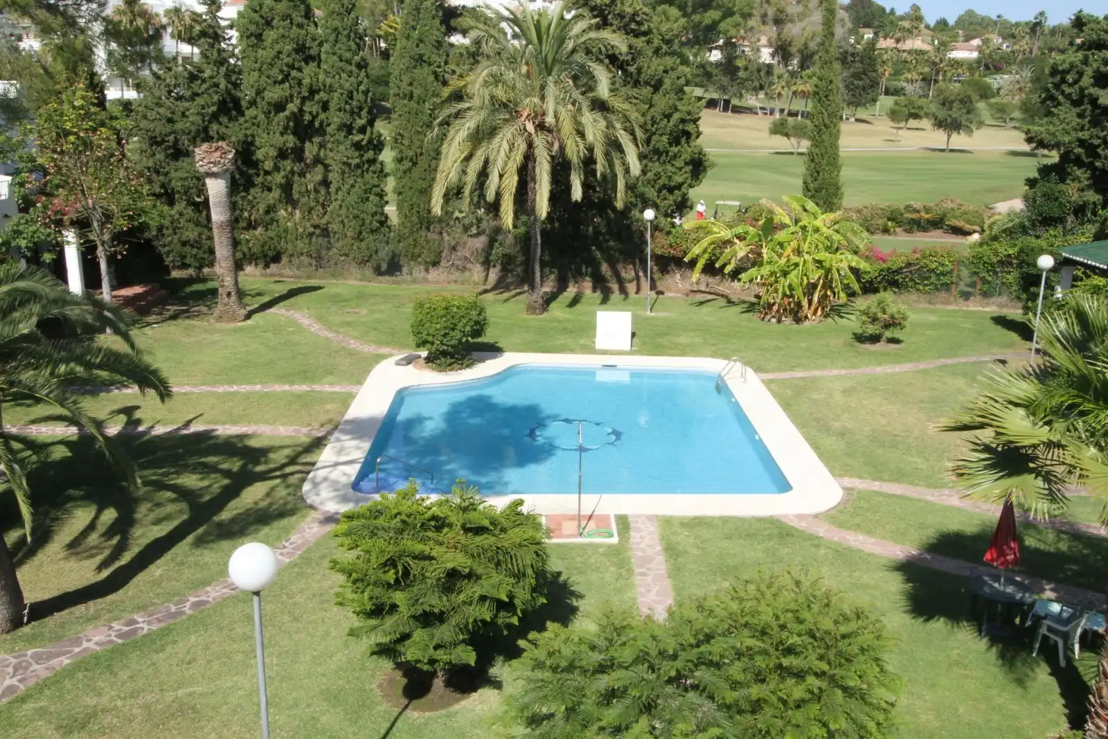 Piscina de Casa adosada en venda en Marbella amb Traster, Moblat i Rentadora