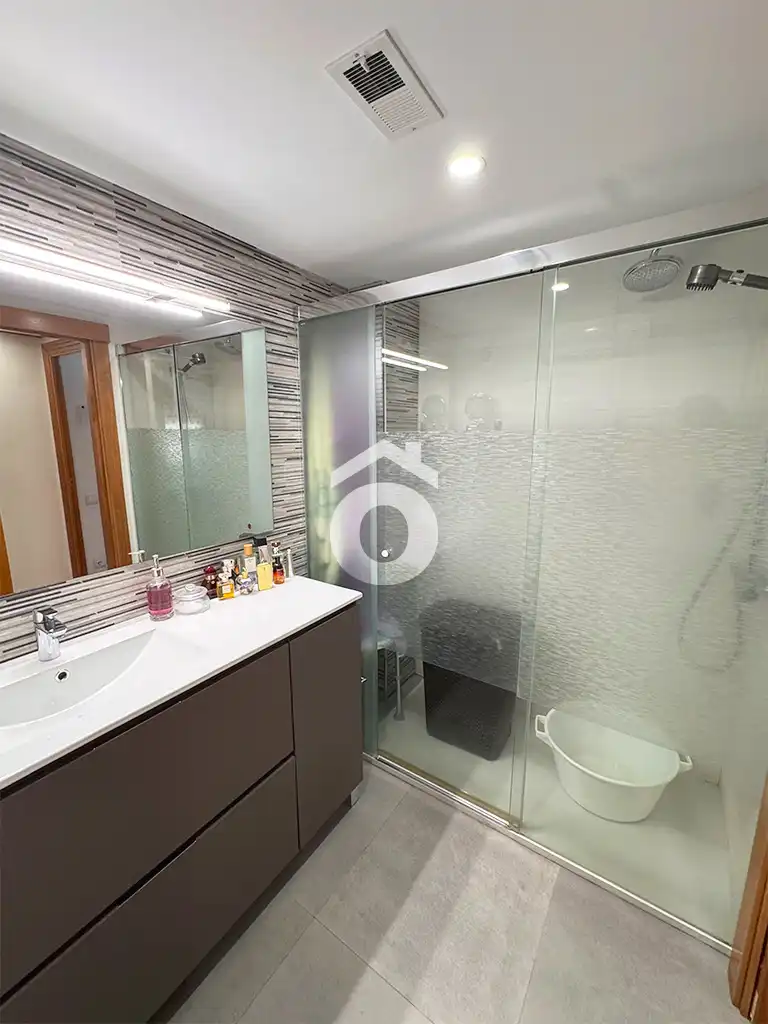 Bathroom of Flat for sale in Martorell  with Air Conditioner, Heating and Parquet flooring