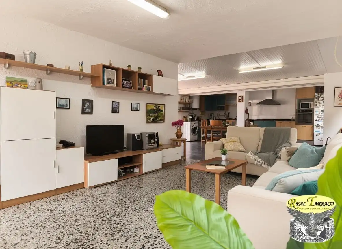 Country house with pool for sale in Migjorn, imagen 15