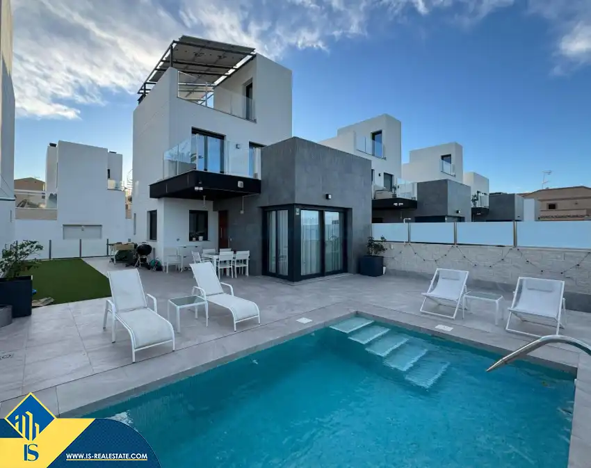 Villa avec terrasse à vendre à Los Balcones - Los Altos