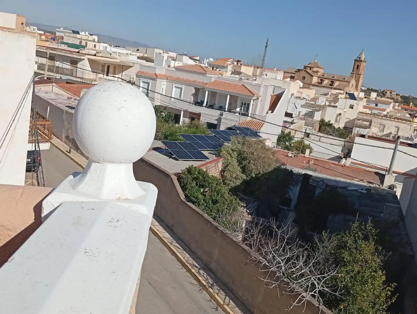 Casa adosada en venda a Cortes - Huertas