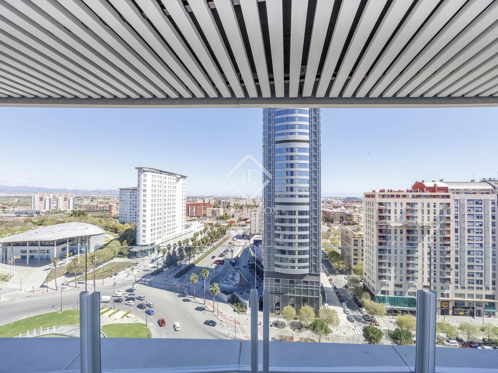 Vista exterior de Pis de lloguer en  Valencia Capital amb Aire condicionat, Calefacció i Jardí privat