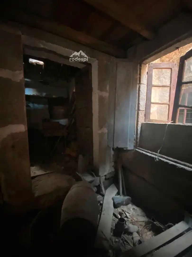 Casa adosada en venda en A Cañiza   amb Traster