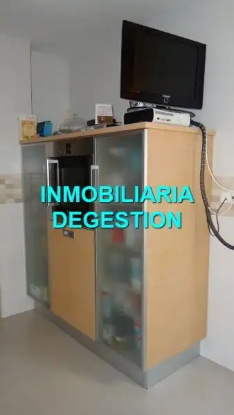 Küche von Dachboden zum Verkauf in Linares mit Klimaanlage, Heizung und Privatgarten