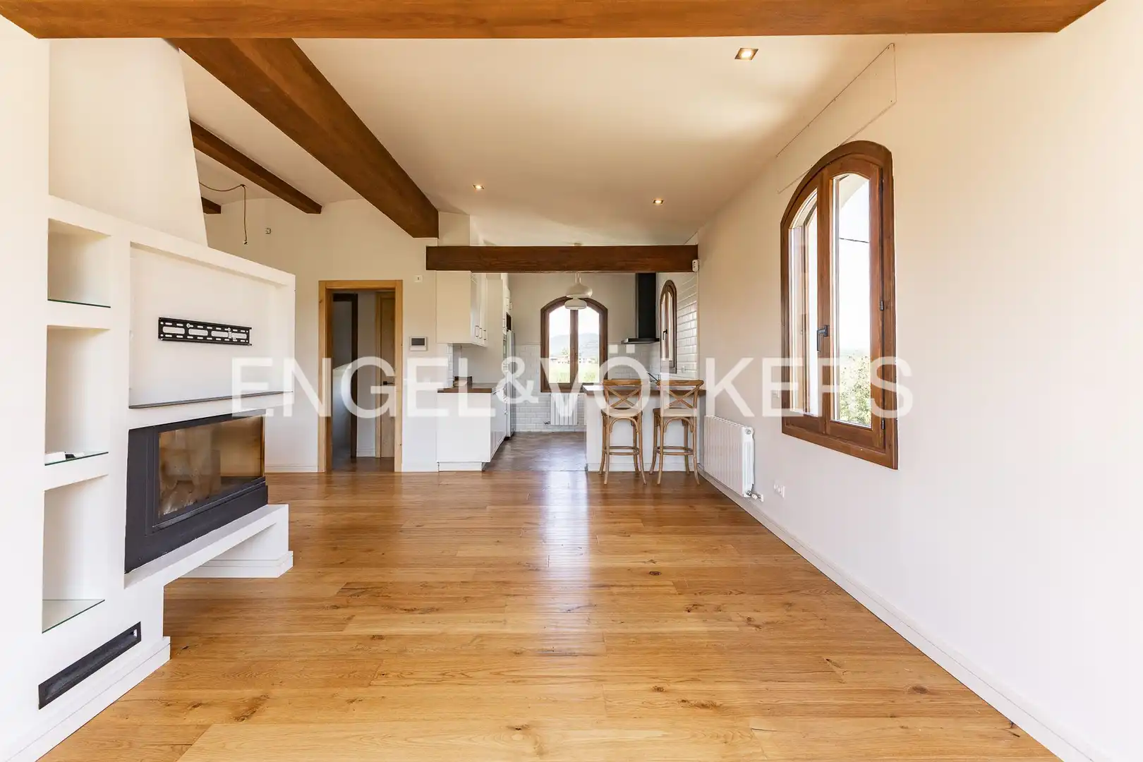 Wohnzimmer von Haus oder Chalet zum Verkauf in La Vall d'en Bas mit Heizung und Privatgarten
