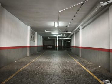 Aparcamiento en venta en Calle Viana